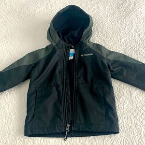 Boy 3T Columbia jacket